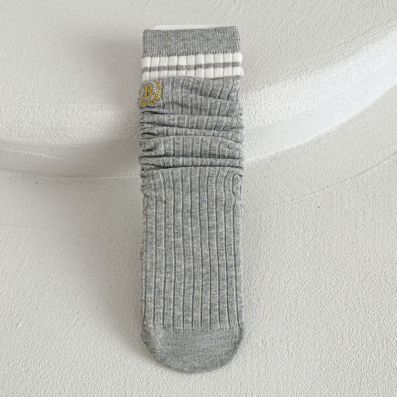 Tất cao cổ thêu B viền kẻ nhiều màu cho bé size 4-12y