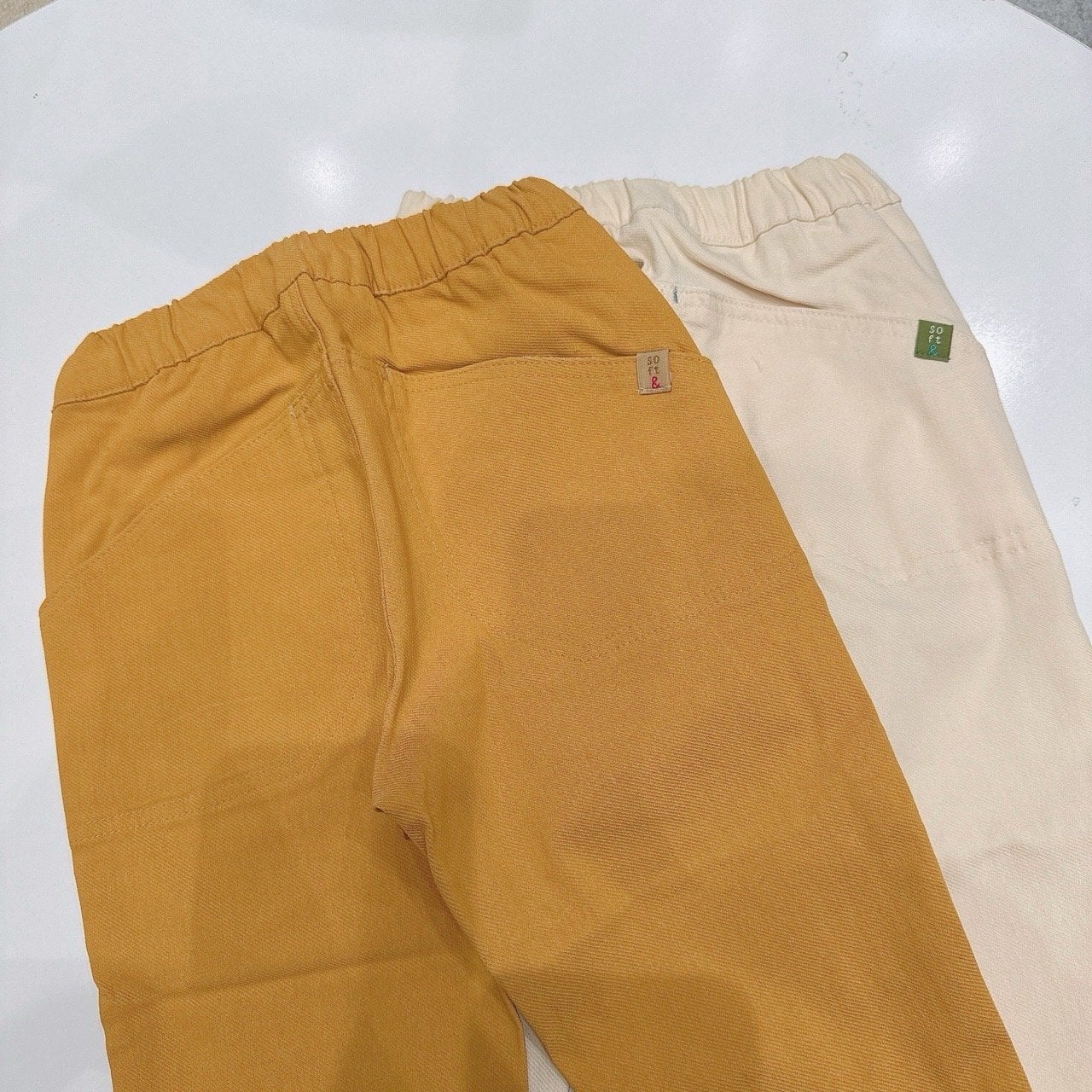 Quần kaki Soft Moimoln xuất Hàn 2 màu kem/vàng cho bé size 90-120