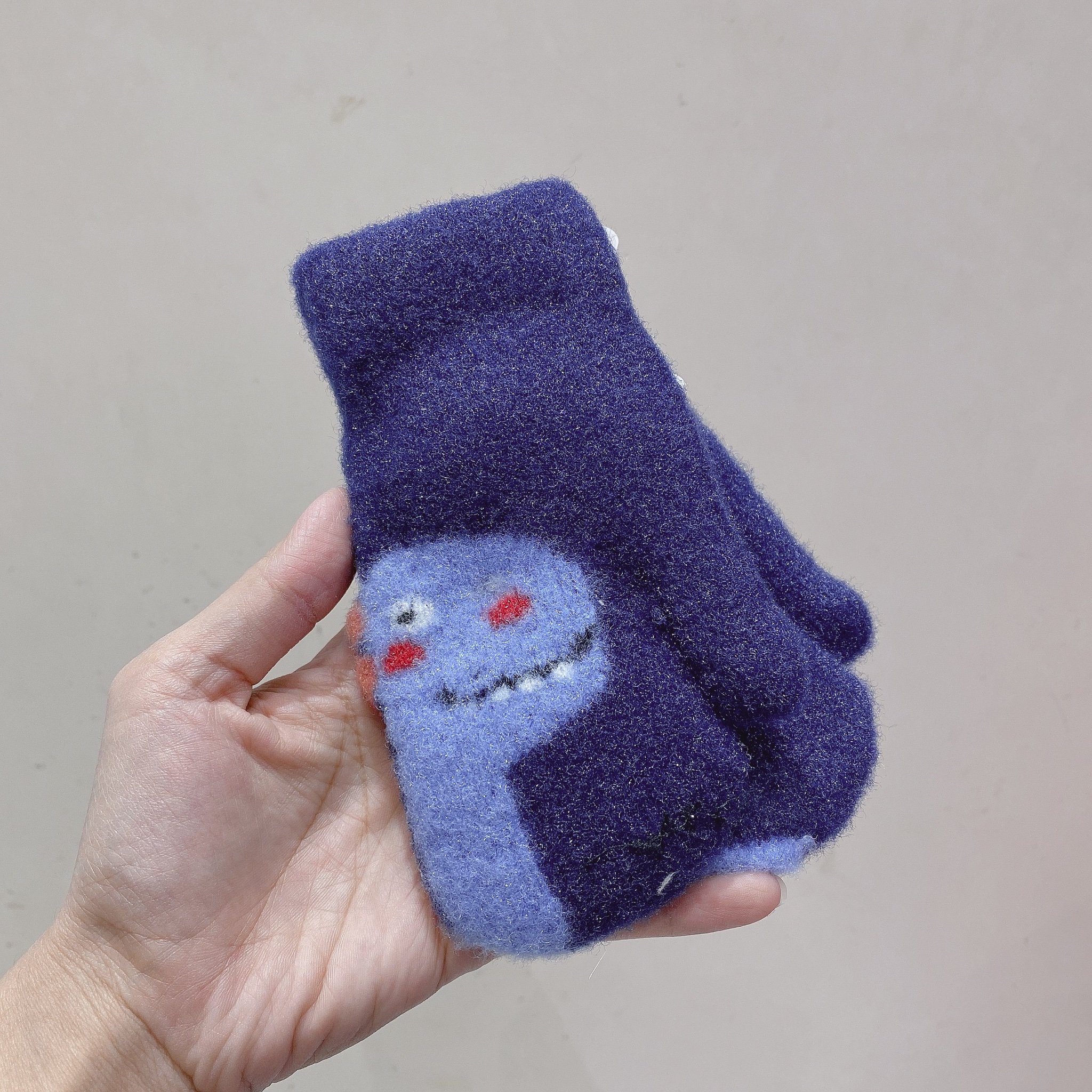 Găng tay chụp ngón hoạ tiết khủng long nhiều màu bé trai 2-5y