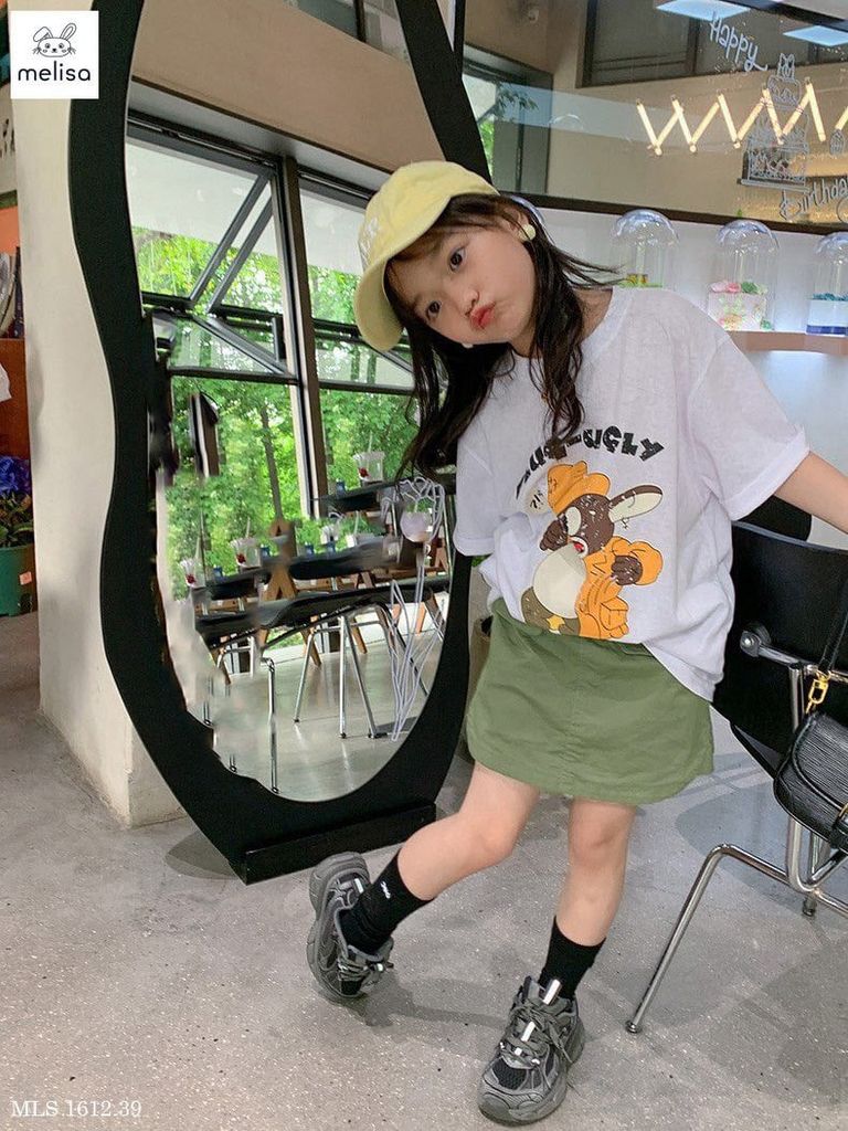 Set Melisa áo cotton trắng gấu - chân váy xanh rêu liền quần size 2 - 12y