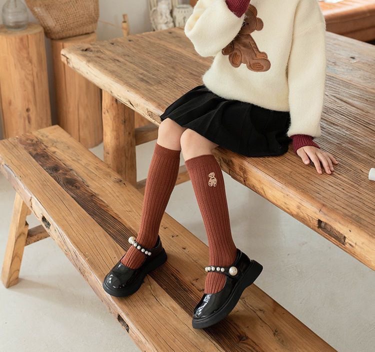 Tất len cao tới gối thêu gấu 5 màu