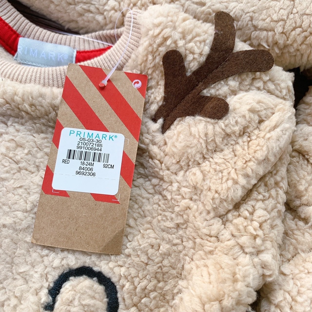 Bộ Primark tuần lộc áo lông nâu be + legging đỏ