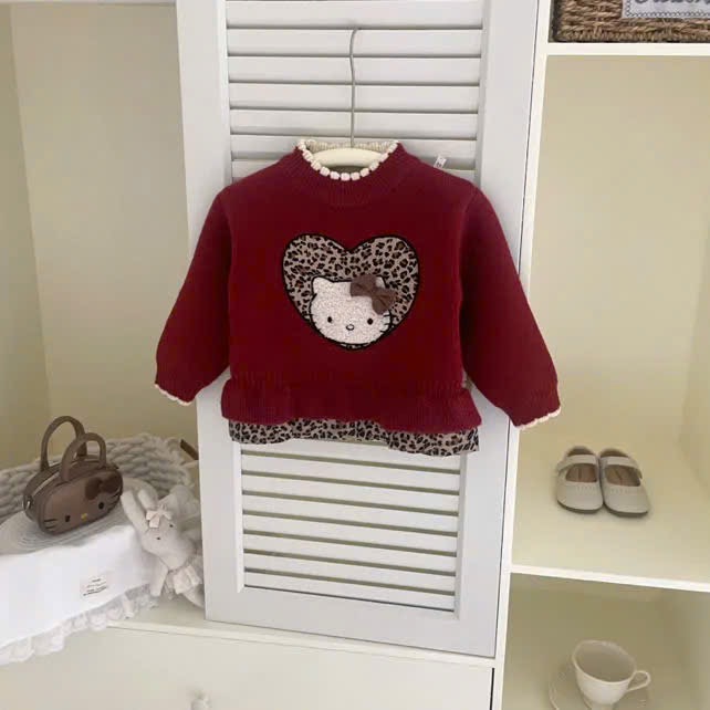 133 - Áo len lót lông màu đỏ kitty da báo bé gái size 90-130