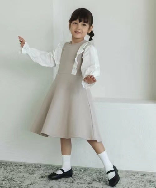 Váy nỉ Pair Manon bèo 2 bên ngực phối tay sơ mi trắng size 90 - 150