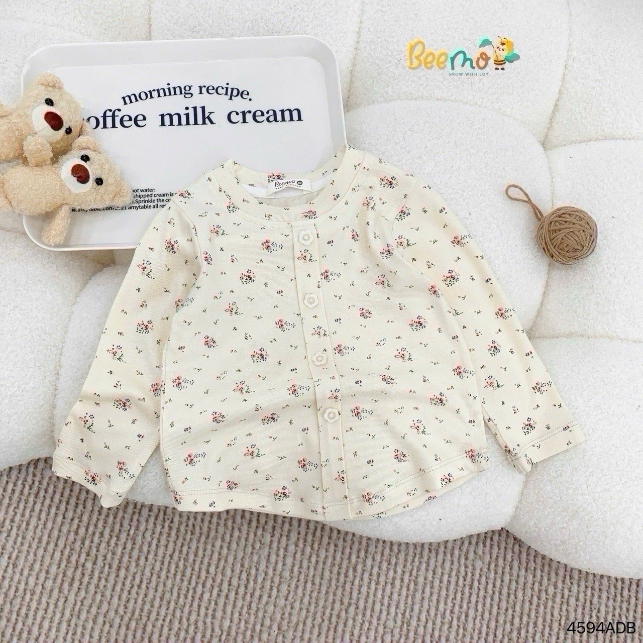 Áo thun Beemo hoa nhí 2 màu kem/ghi bé gái size 80-130