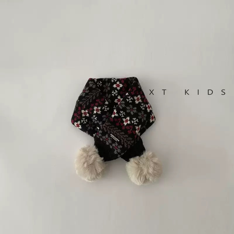 Khăn len thổ cẩm quàng chéo nhiều màu cho bé