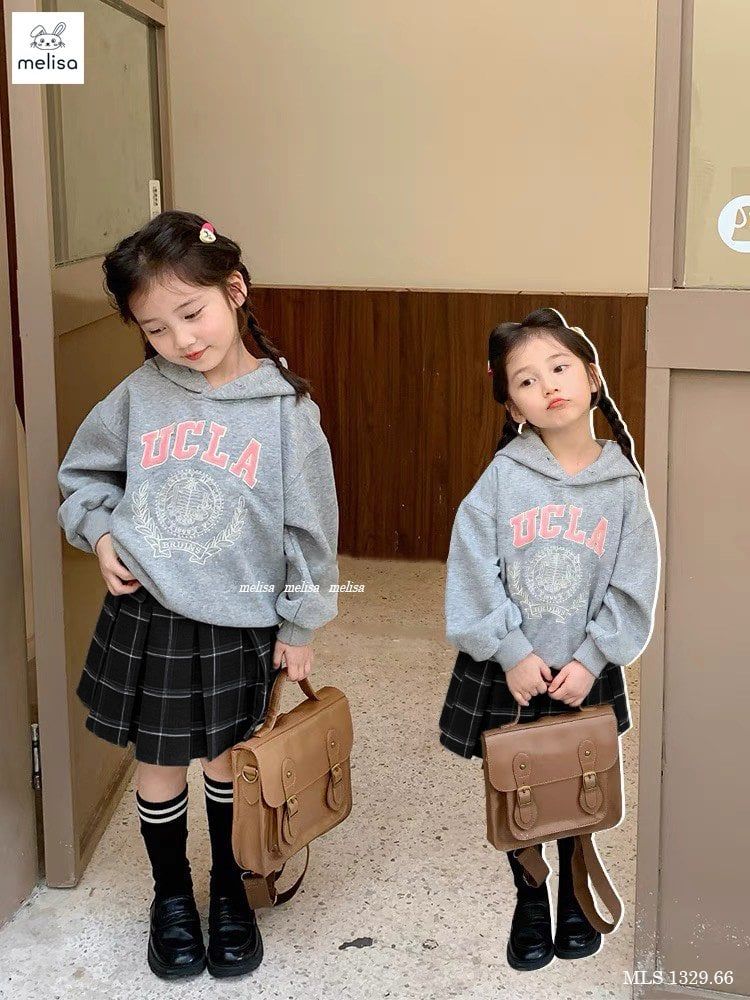 Set Melisa áo hoodie ghi UCLA - chân váy liền quần caro đen trắng size 2 - 12y