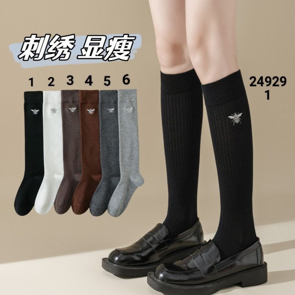 Tất len cao tới gối tuổi Teen thêu ong ( Free size )