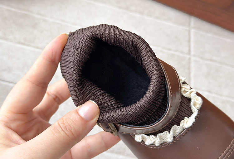 Q30 - Bốt da cổ chun viền ren 2 màu cho bé gái size 21-30