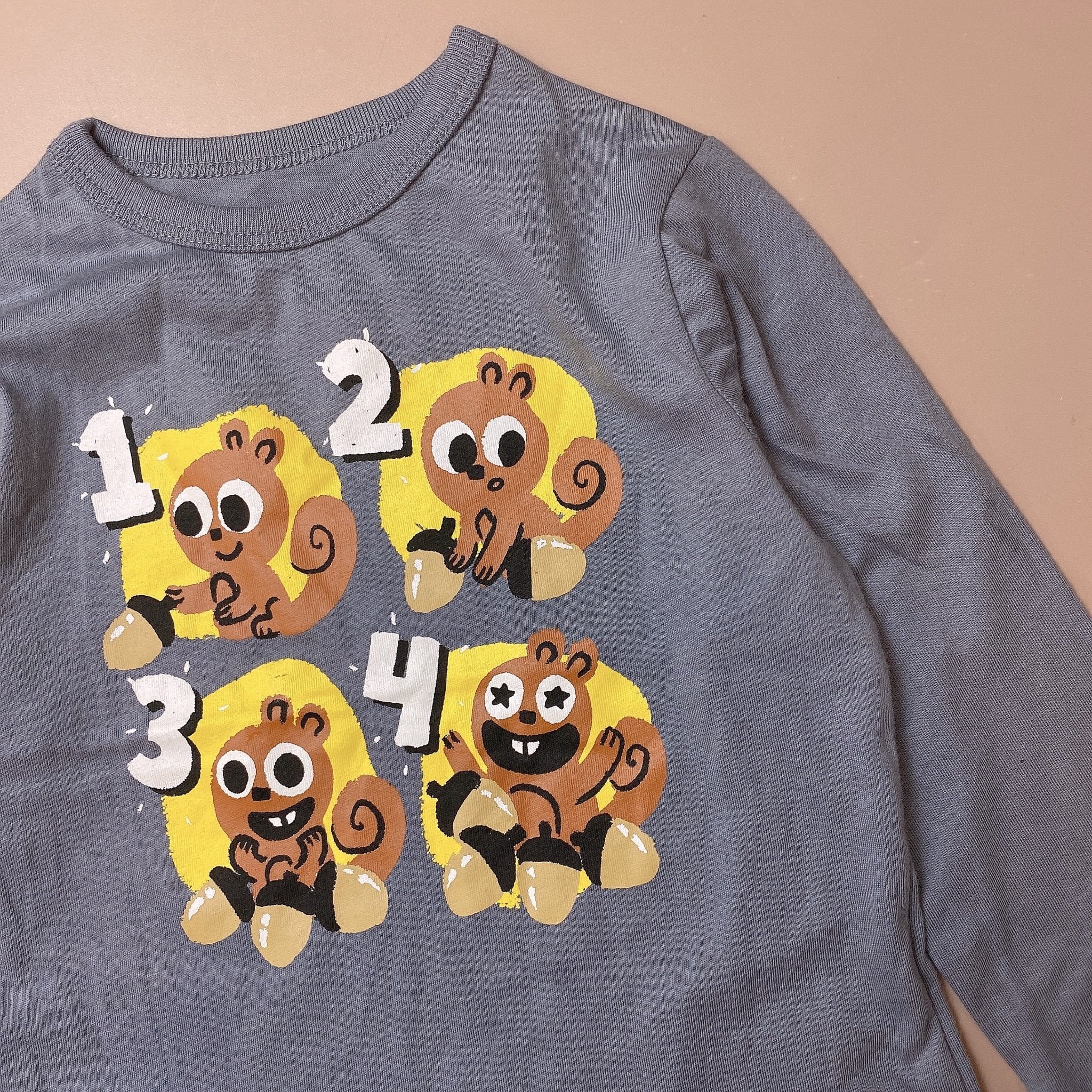 Áo cotton Place màu ghi hình sóc số 1234 size 18m - 5y