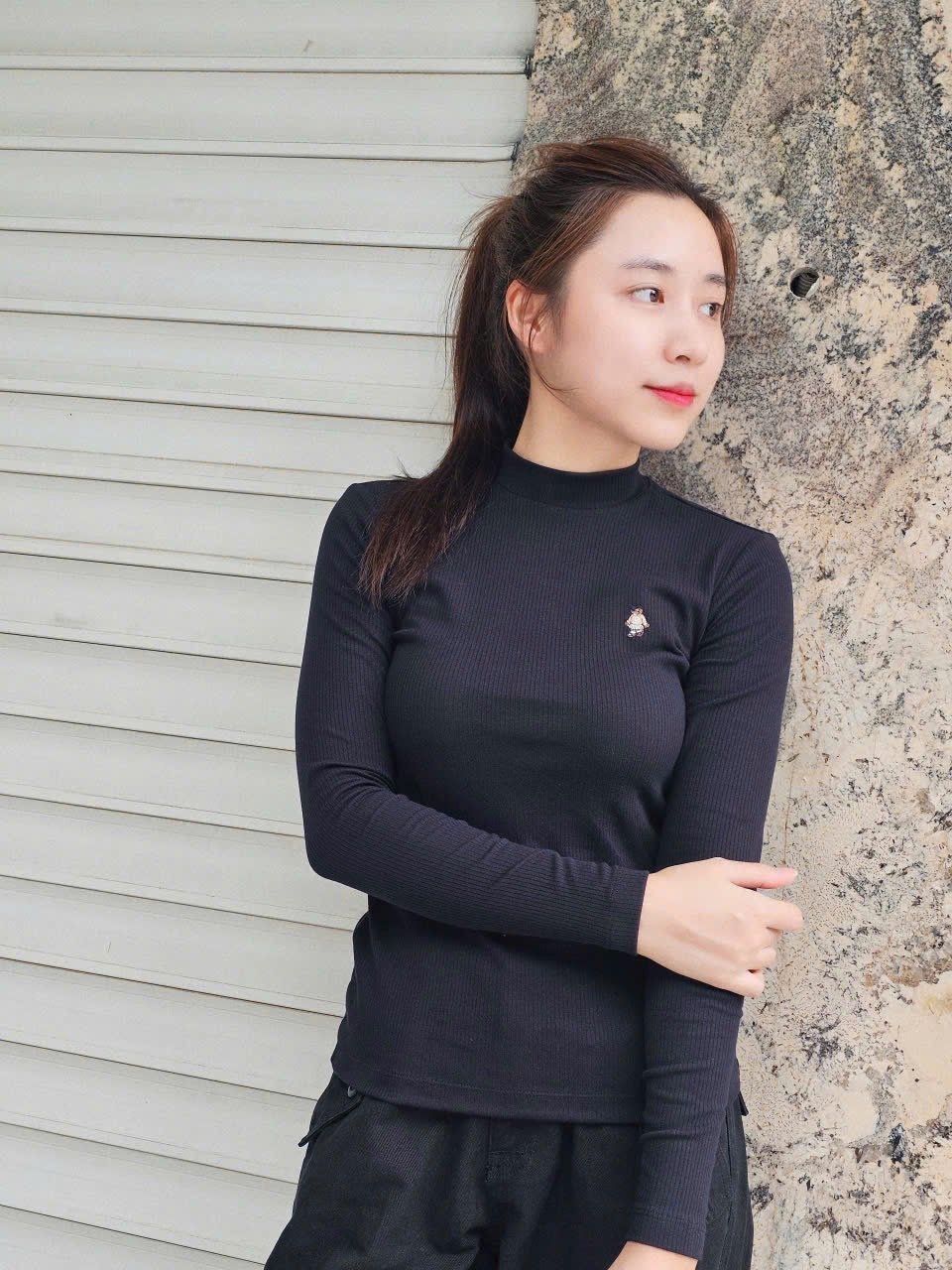 BM2509TS04 - Áo thun tăm cổ 3p Beemon thêu gấu ngực 2 màu cho Mẹ size S/ M / L