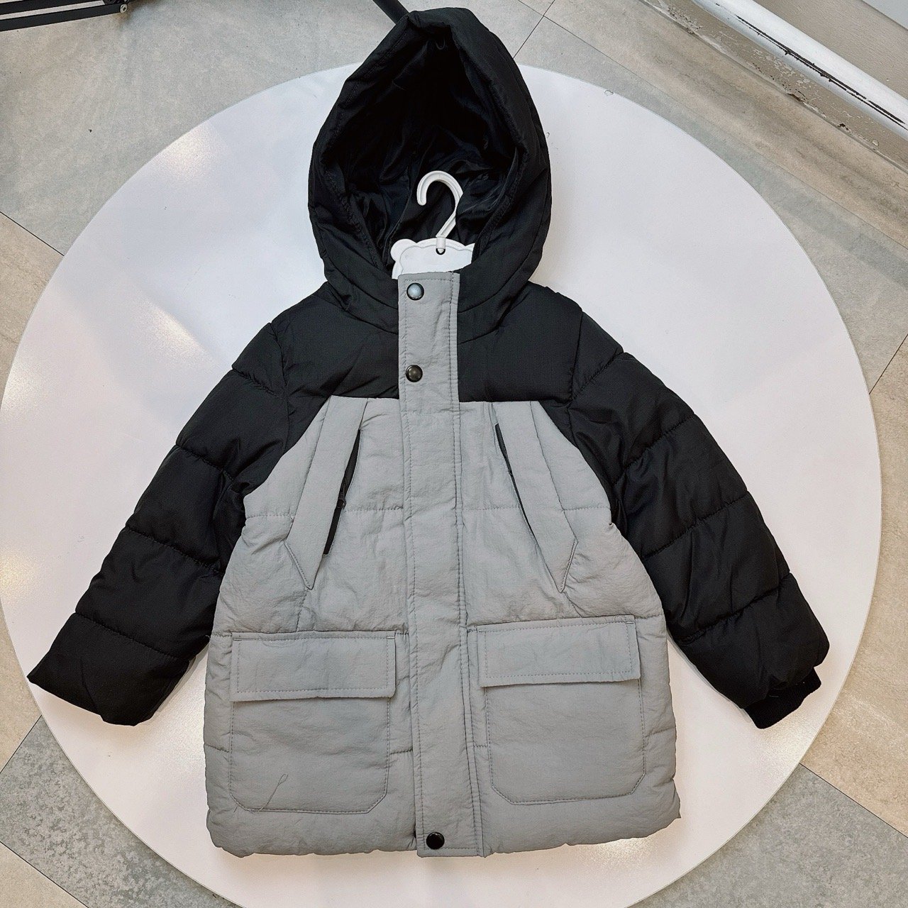 AKBT37 - Áo khoác phao dáng dài 2 màu đen ghi / đen nâu size 2 - 15y