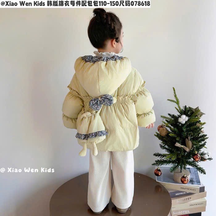 Áo khoác phao mũ nơ kèm túi lót hoa nhí 3 màu cho bé size 110-150