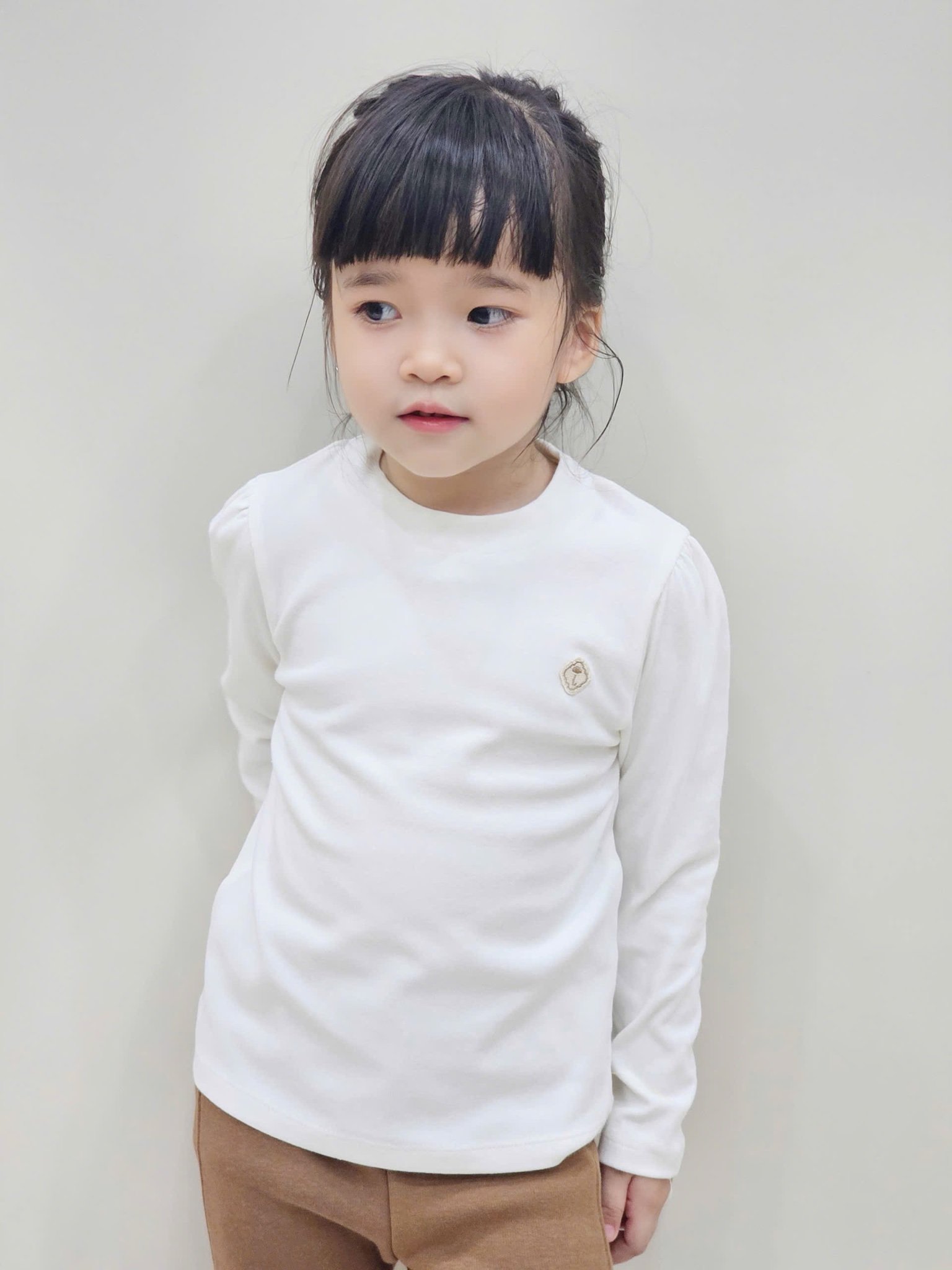 ABG35 - Áo thun cổ 2p dày dặn MM 2 màu hồng/trắng size 90-130 (1 số thiếu logo)