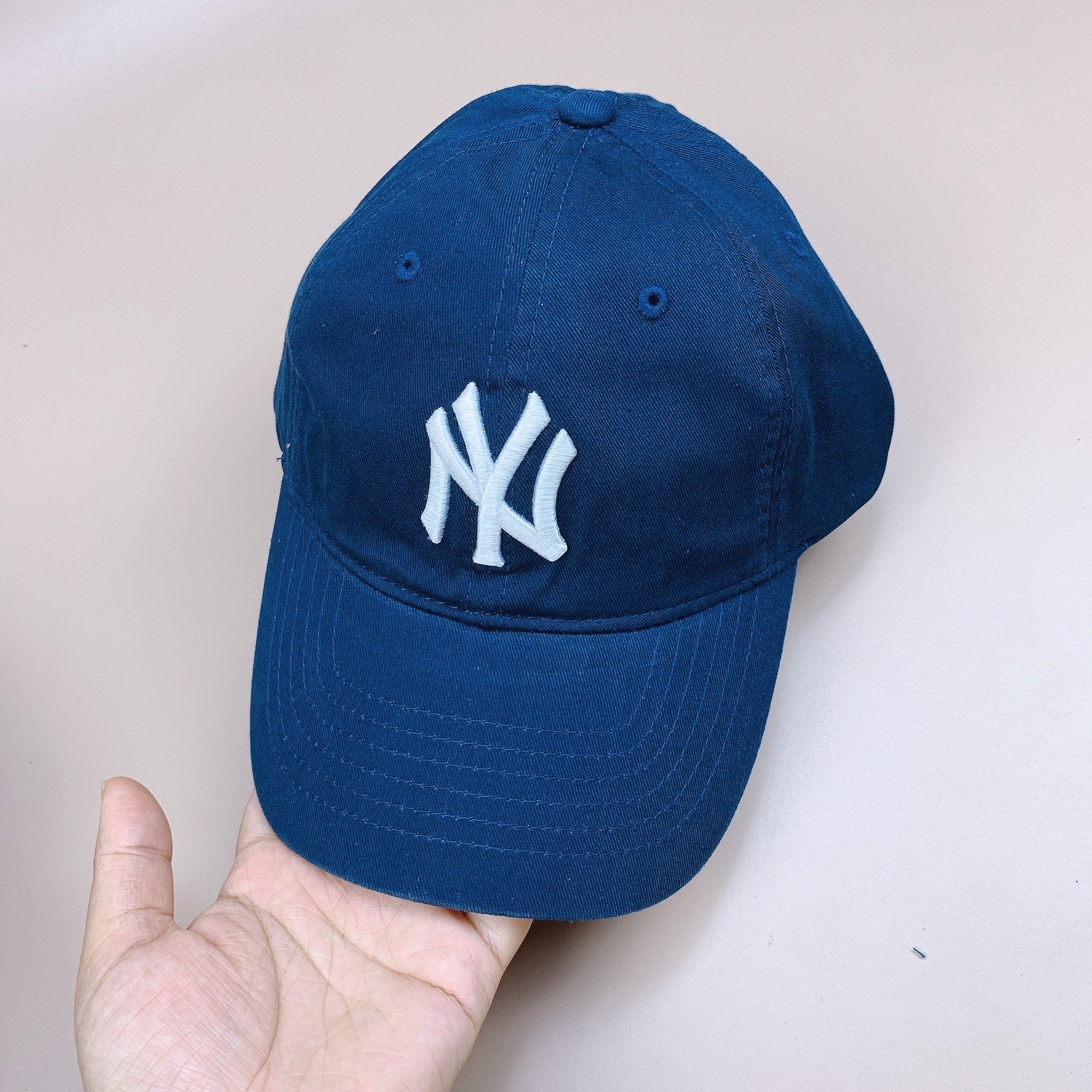 Mũ MLB dư xịn cho Bố mẹ và bé lớn