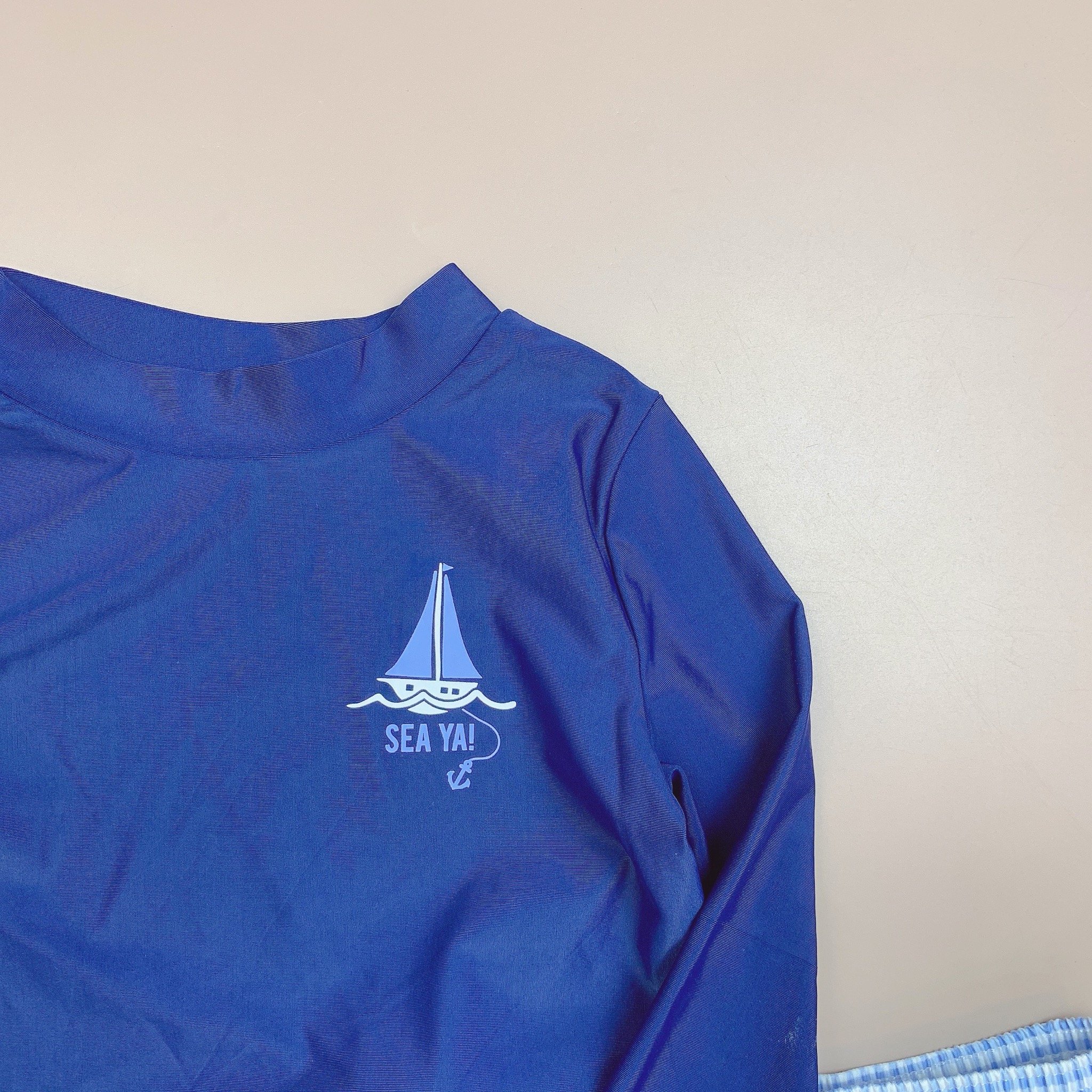 Bộ bơi Carter áo dài tay màu navy hình thuyền Sea Ya - quần caro xanh trắng size 6m - 5y