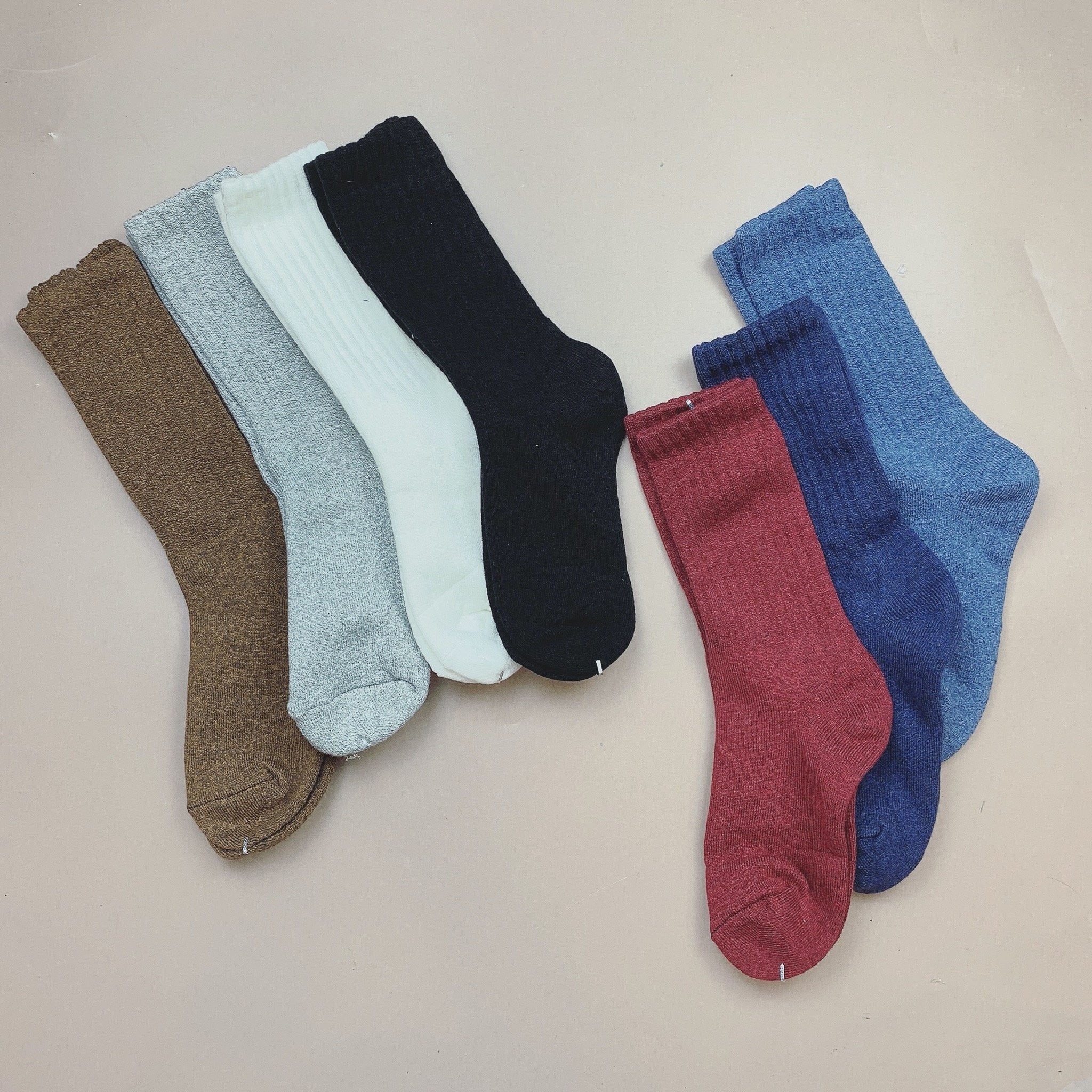 Tất len cao cổ Uni họa tiết trám / trơn màu / thổ cẩm size 37 - 42 ( Ngẫu nhiên )