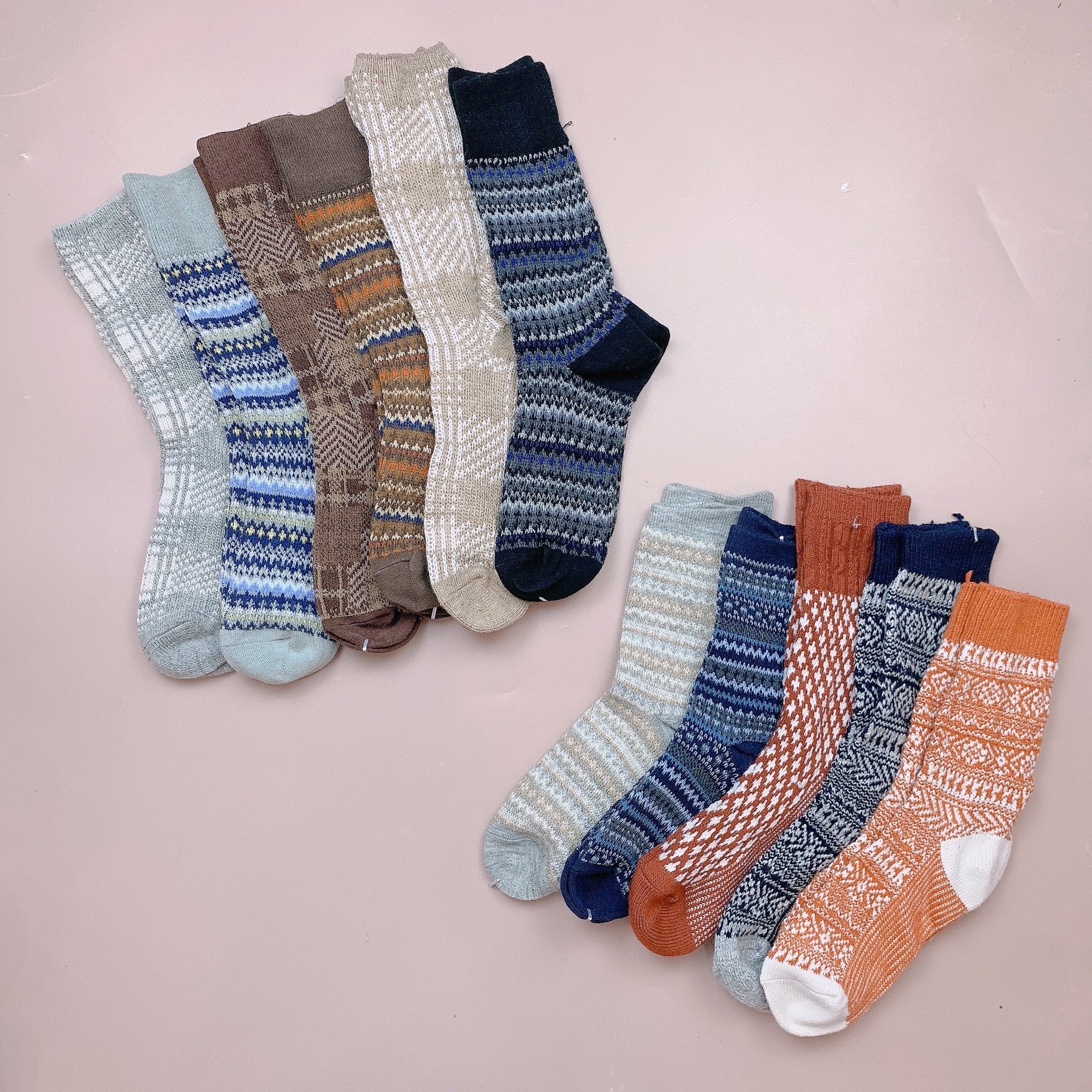 Tất len cao cổ Uni họa tiết trám / trơn màu / thổ cẩm size 37 - 42 ( Ngẫu nhiên )