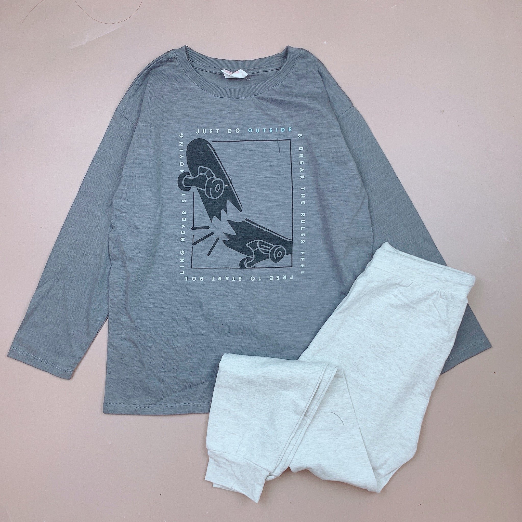 Bộ cotton Minene dài tay nhiều mẫu BT size 2-7y (quần ngẫu nhiên) - Bảng màu 2