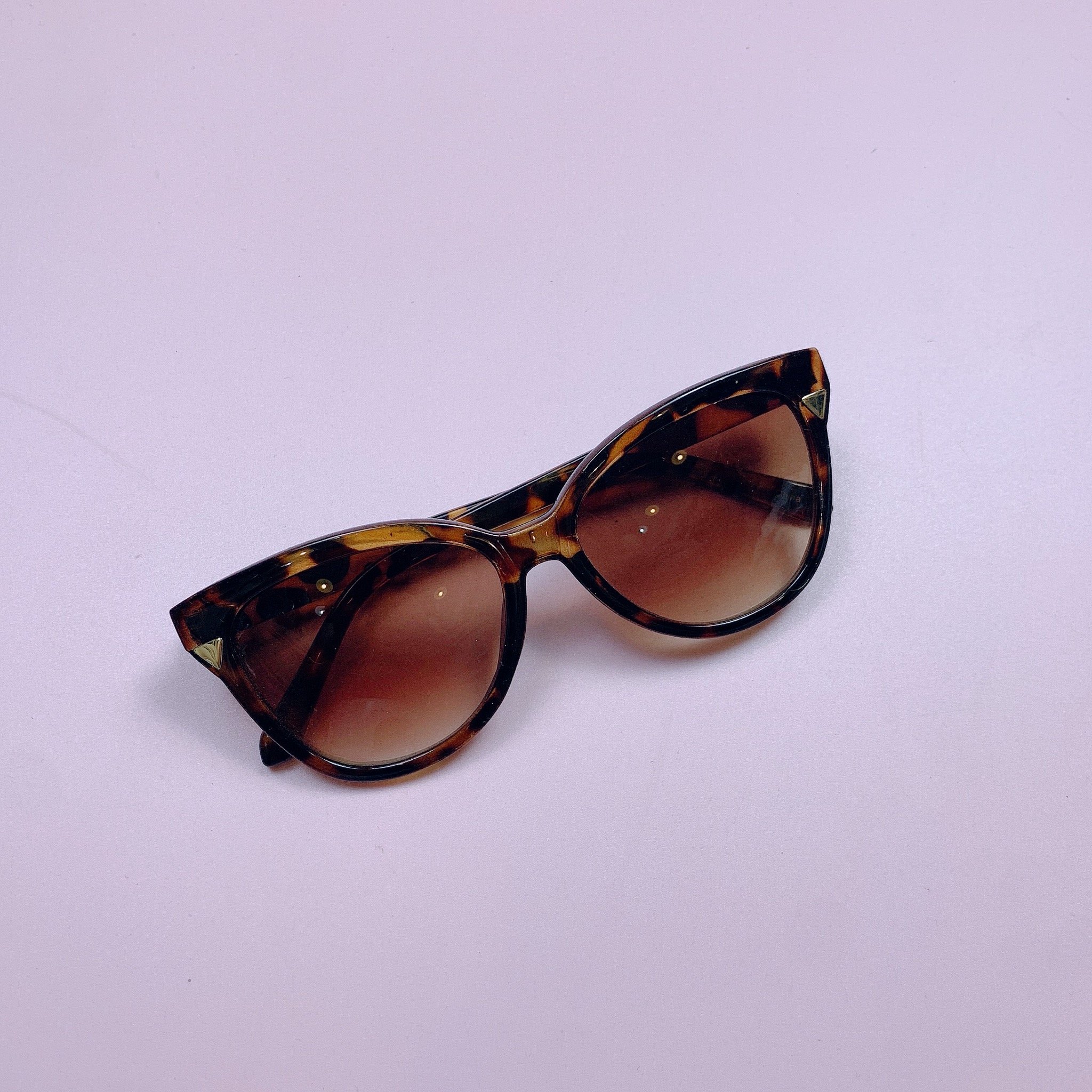 [14y+] Kính chống nắng dòng đại cho Mẹ và Bé