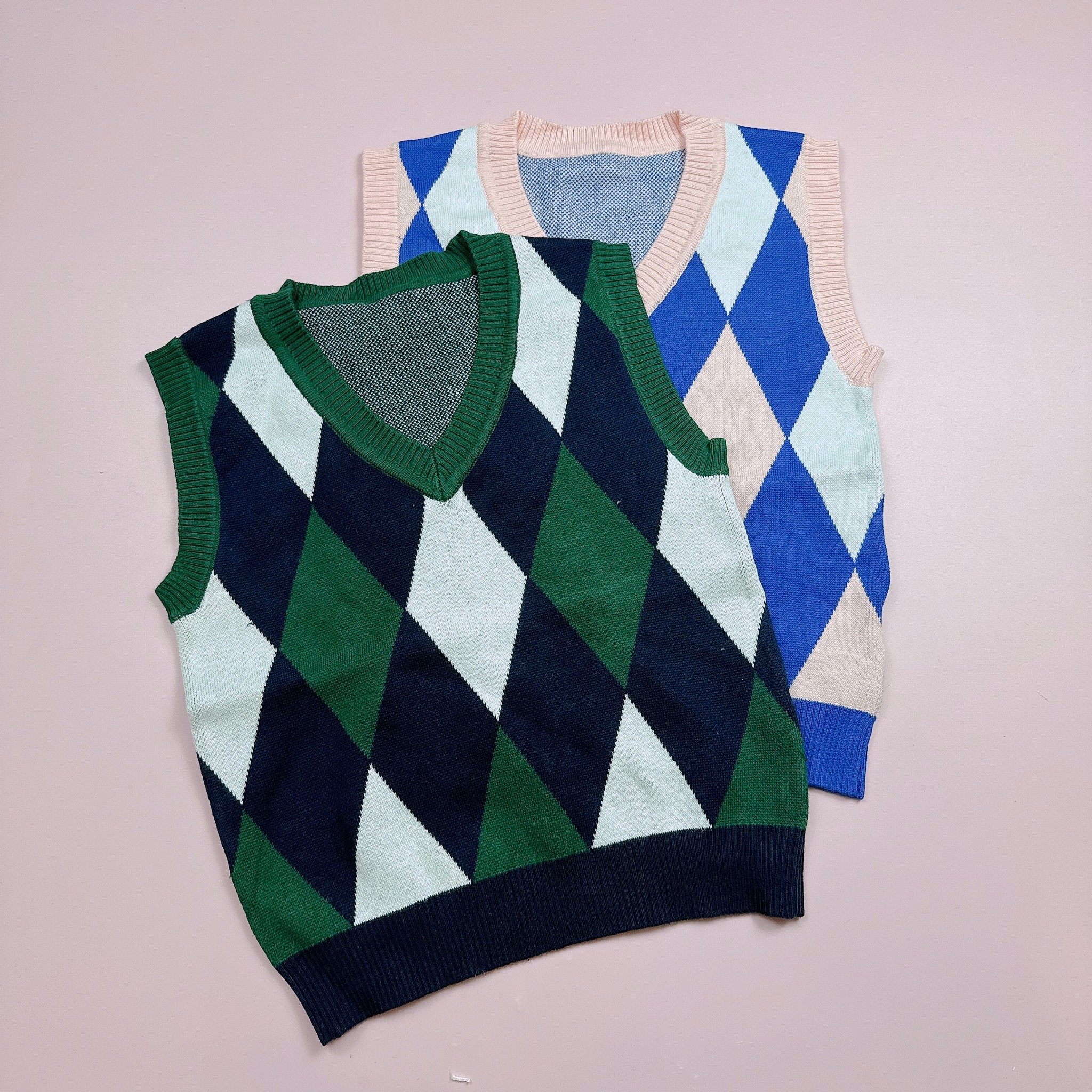 Áo gile len Spao cổ tim họa tiết trám 2 màu size 110 - 160