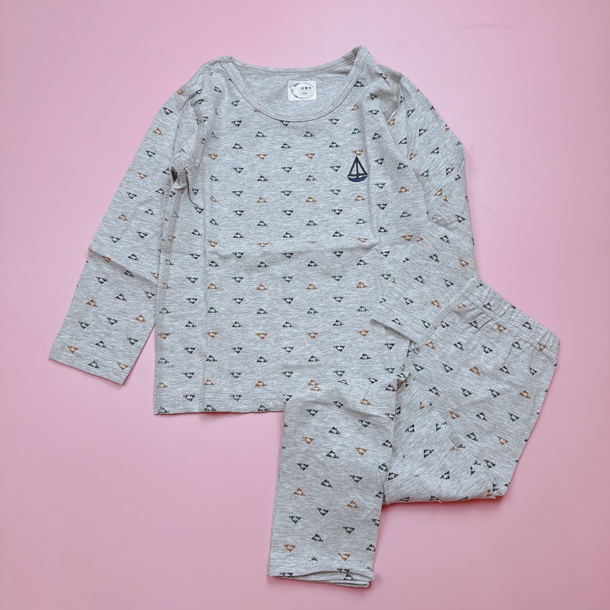 Bộ cotton nhiều hình Bé Trai Bé Gái size 90 - 130 - Bảng màu 1