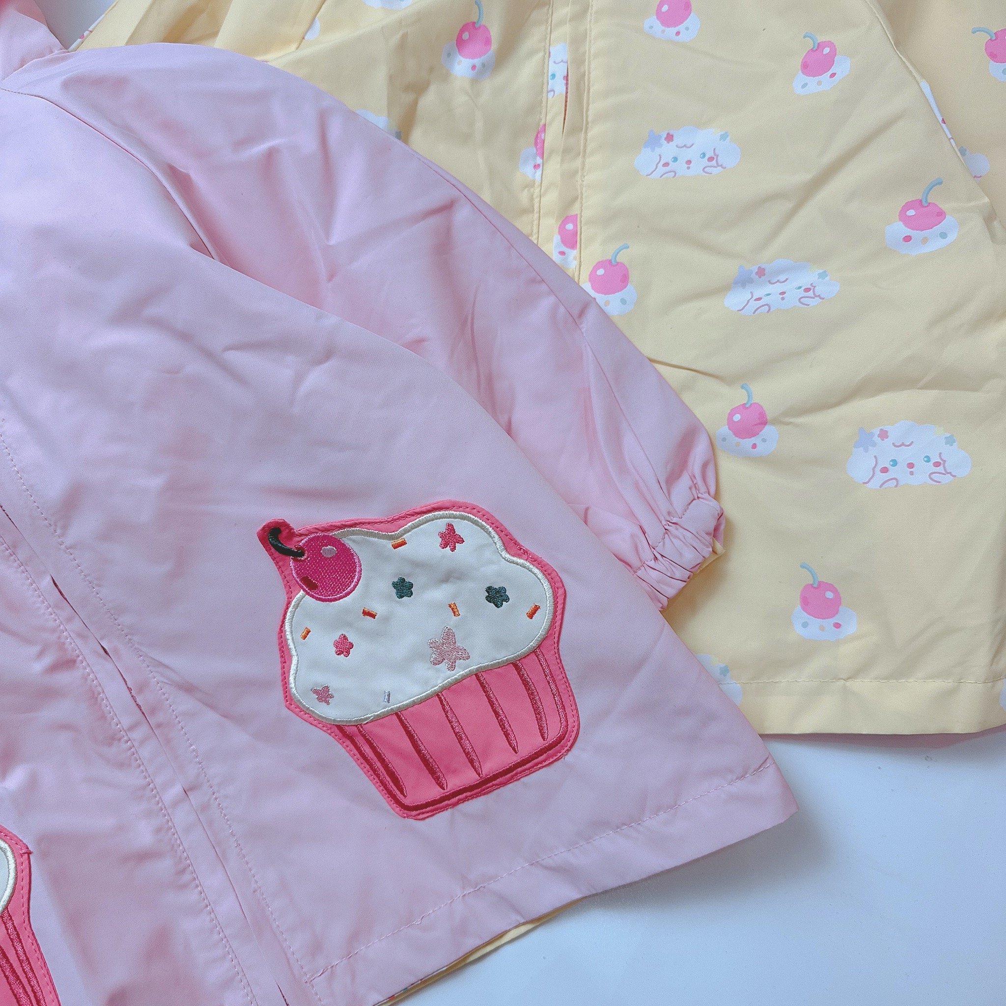 Áo khoác gió / raincoat chống thấm mặc 2 mặt Deesha bé gái size 90-140