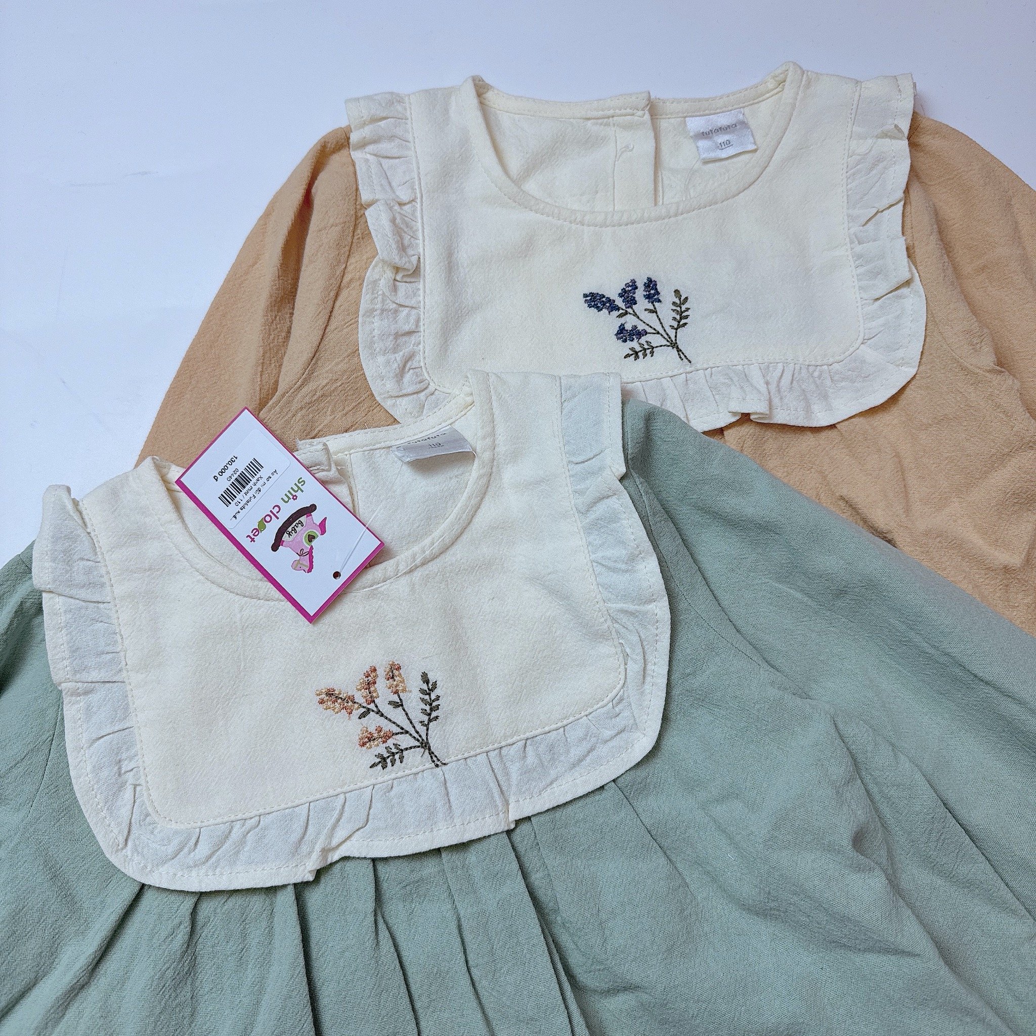 Áo sơ mi đũi Futafuta xuất Nhật 2 màu xanh/be bé gái size 90-120