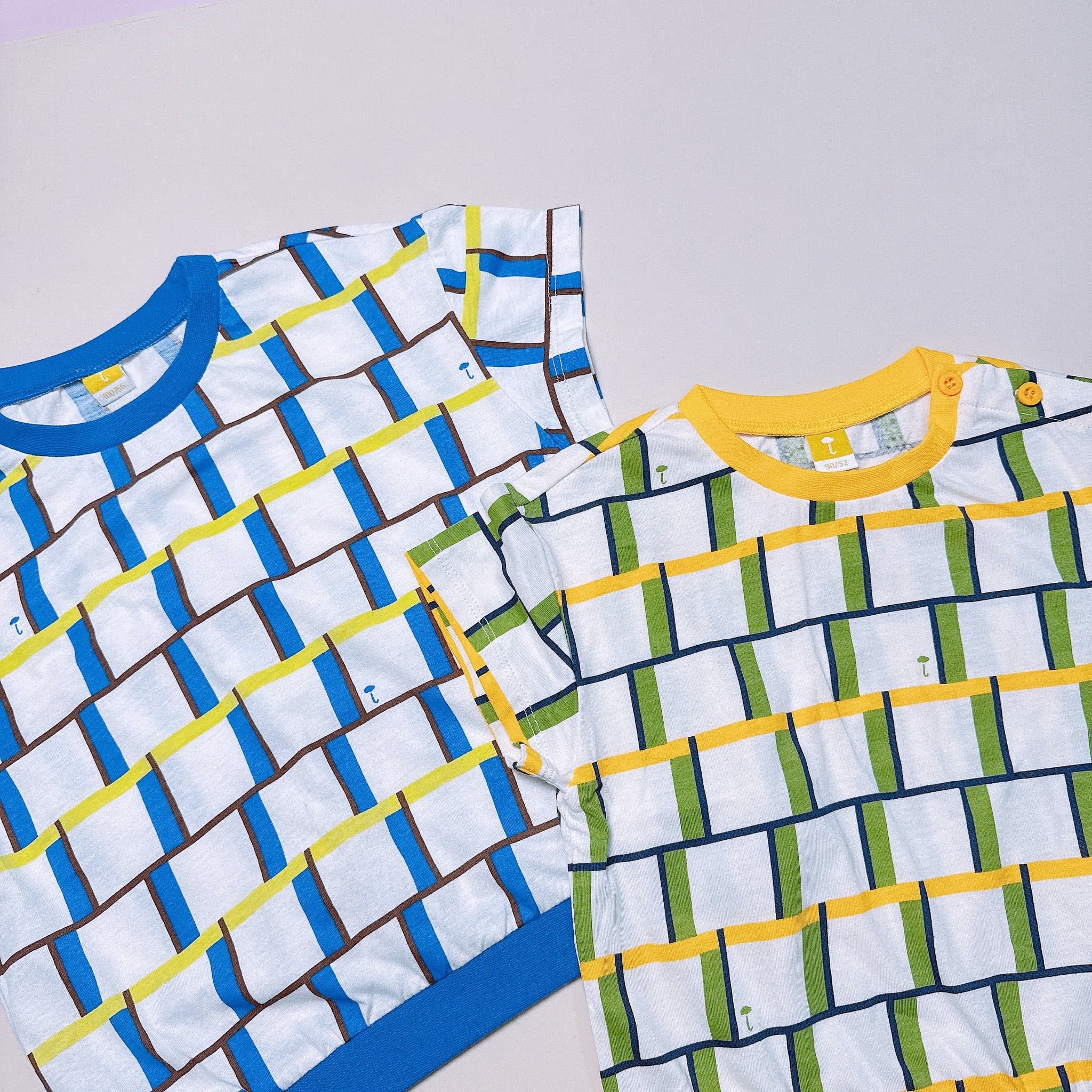 Áo thun cotton Moimoln xuất Hàn dư xịn 2 màu hoạ tiết vàng, xanh cho bé size 90-130