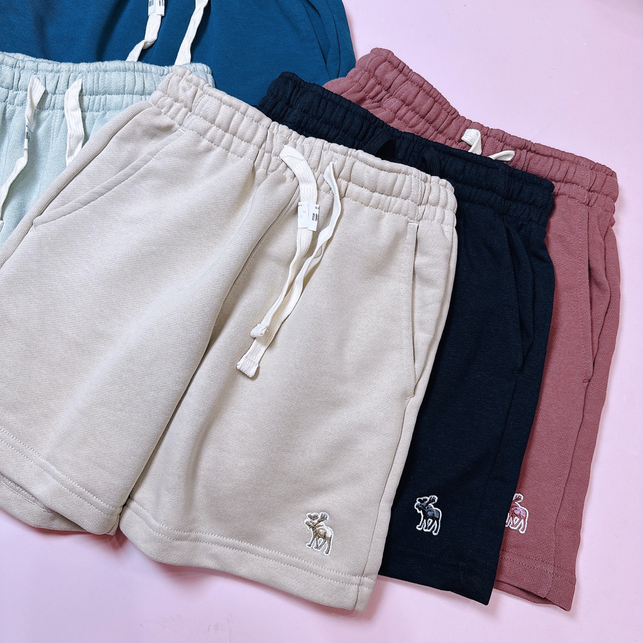 Quần short da cá A.E dư xịn trơn nhiều màu cho bé size 5-16y