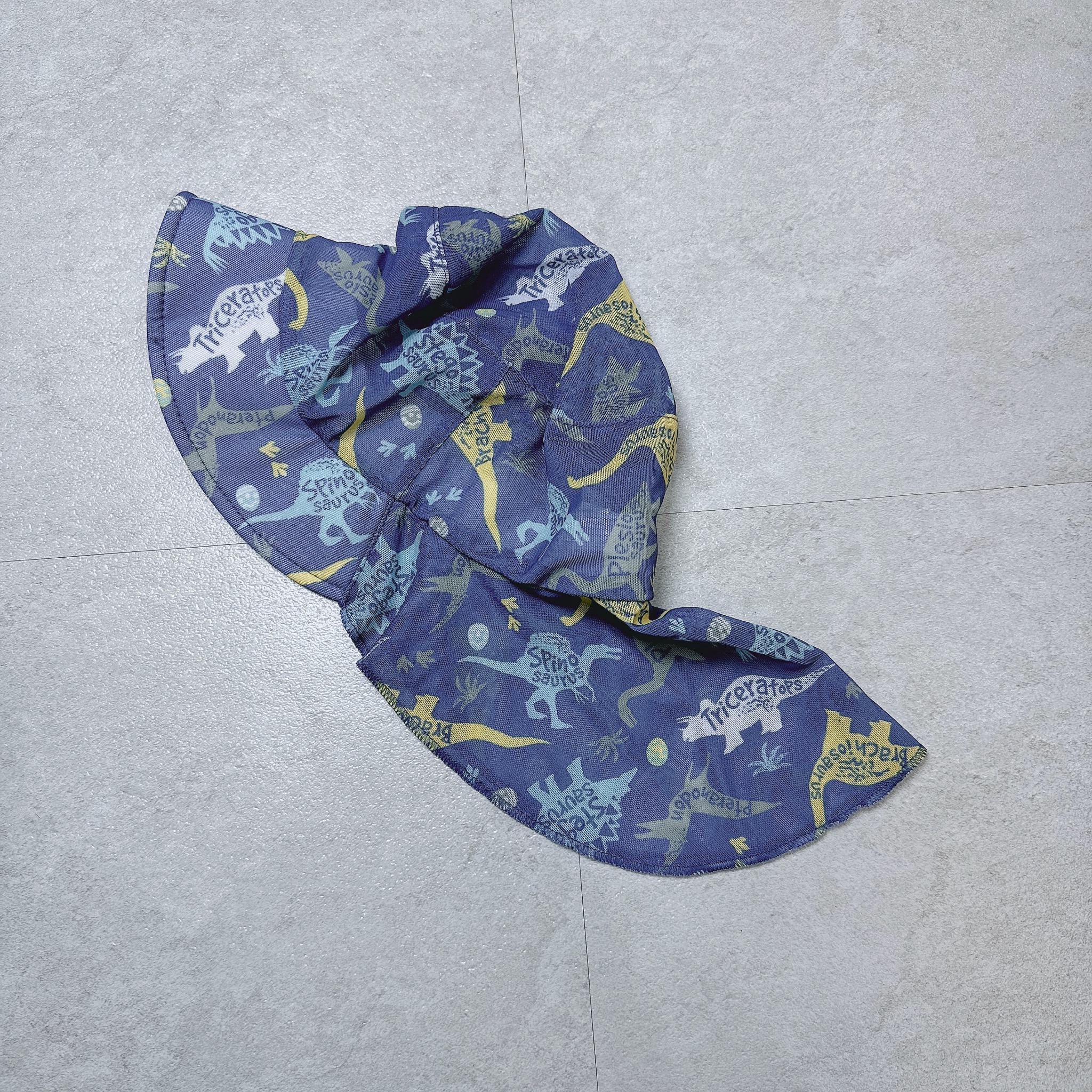 Mũ vành lưới có gáy chống nắng đi biển cho bé size 3-5y