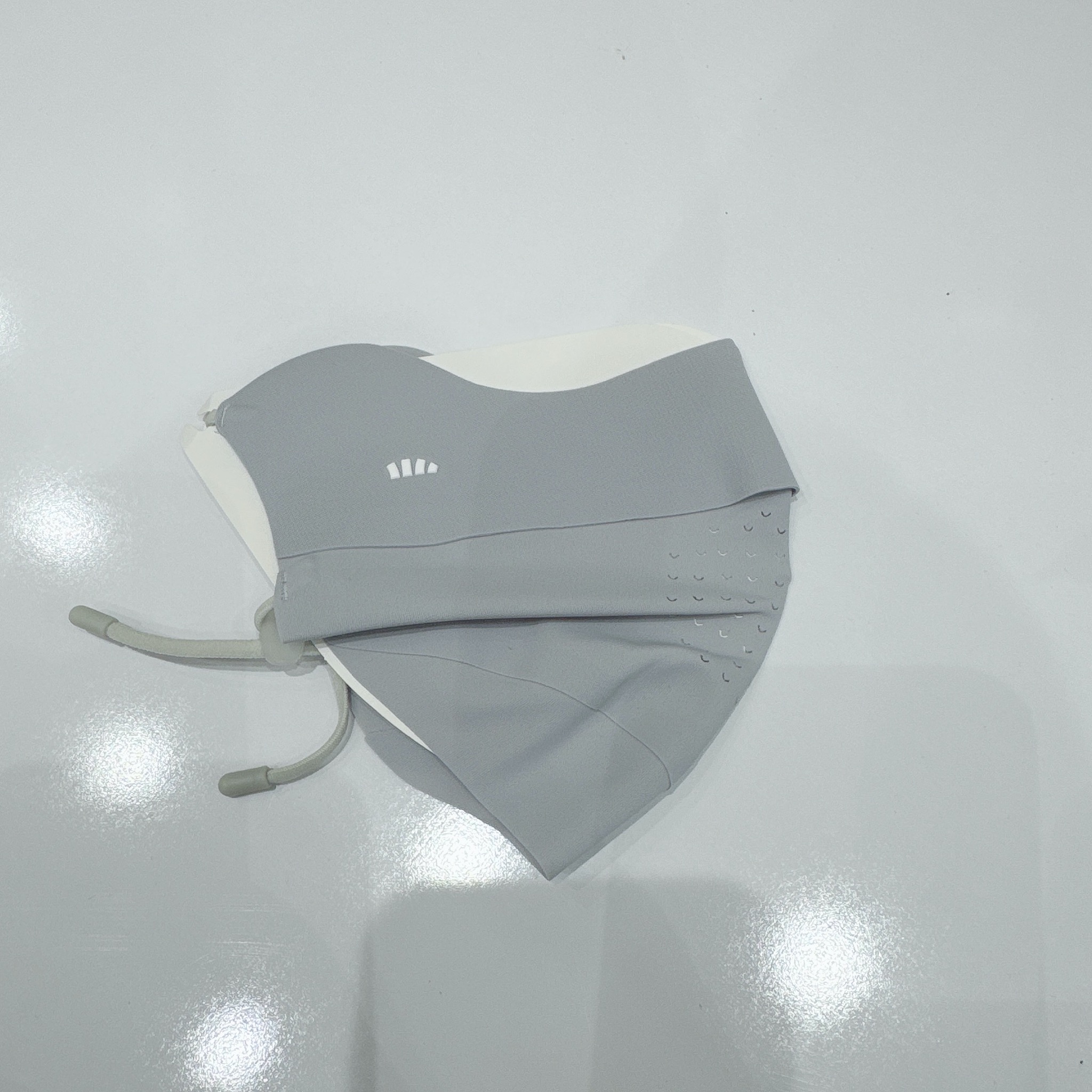 Khẩu trang chống nắng Beneunder +50UPF vải làm mát có lỗ thông hơi nhiều màu cho người lớn (túi bóng)