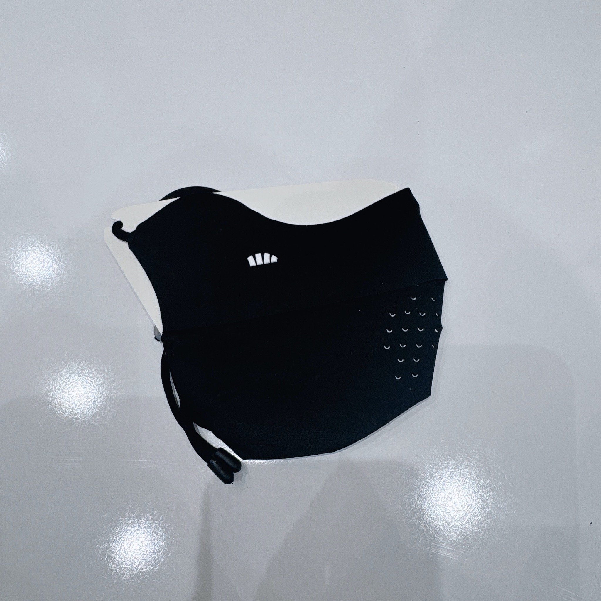 Khẩu trang chống nắng Beneunder +50UPF vải làm mát có lỗ thông hơi nhiều màu cho người lớn (túi bóng)