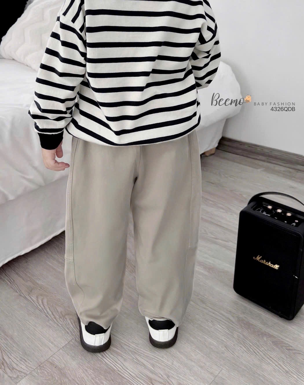 4326QDB - Quần kaki ống rộng Beemo 2 màu đen/be bé trai size 90-130