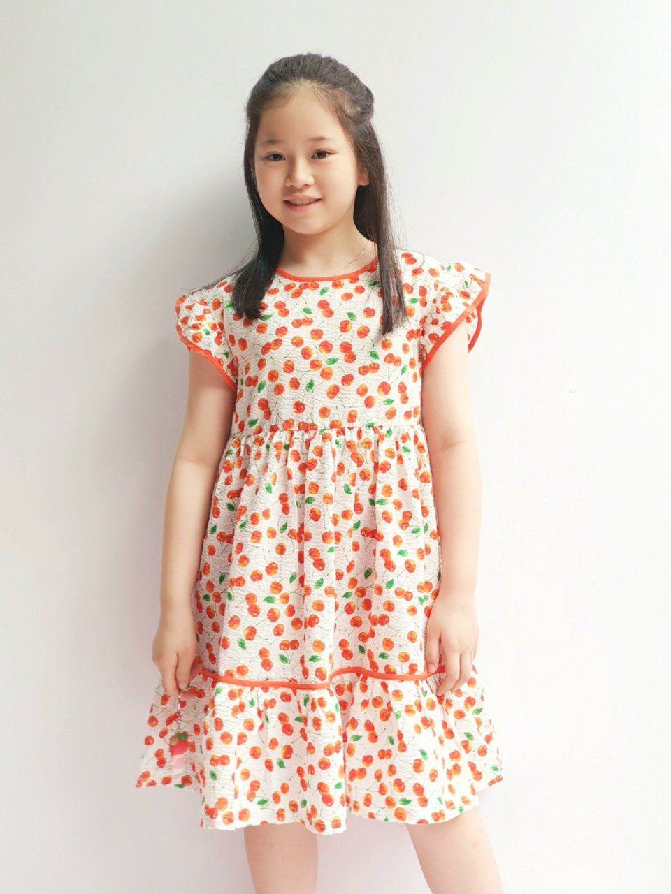 V00023 - Váy thô nhăn màu kem cherry size 110 - 150