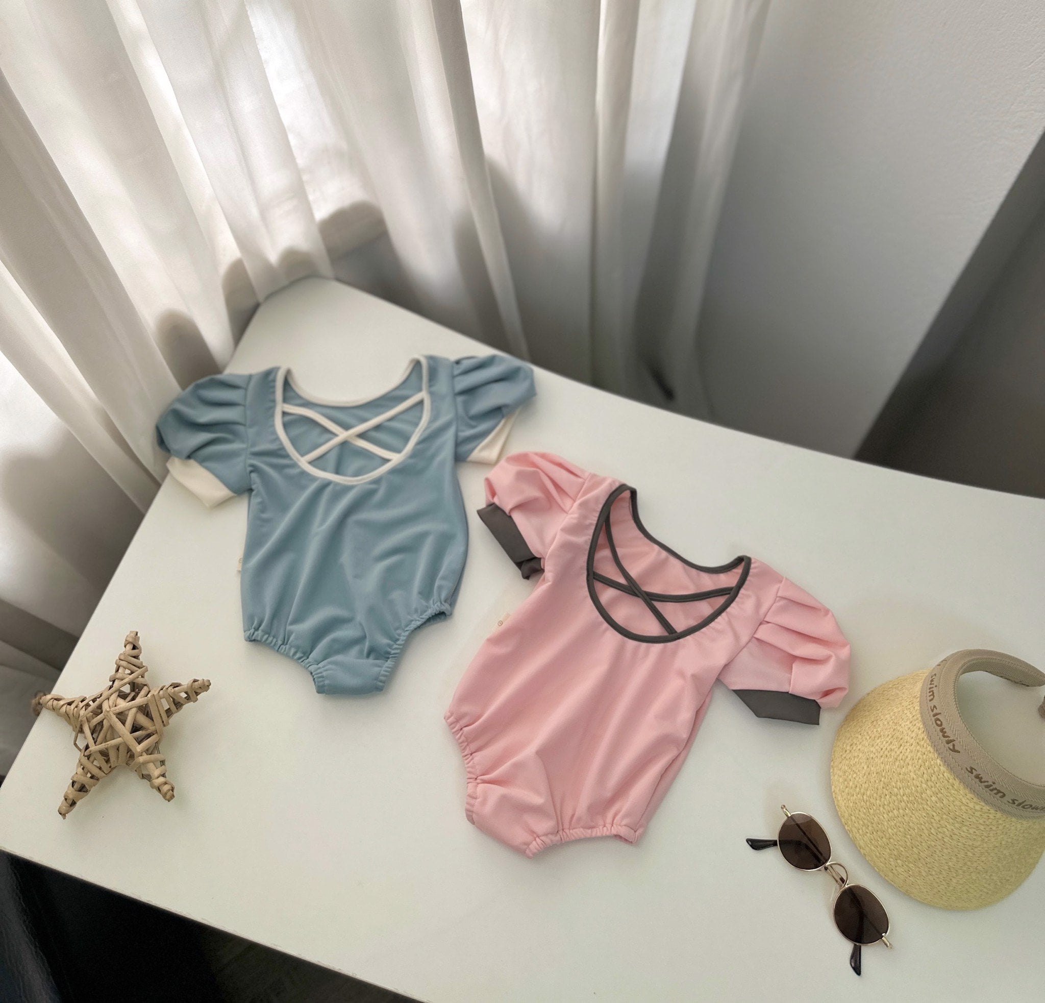 DB00026 - Bộ bơi liền Harifa vai bồng lưng dây đan chéo 3 màu size 9m - 8y