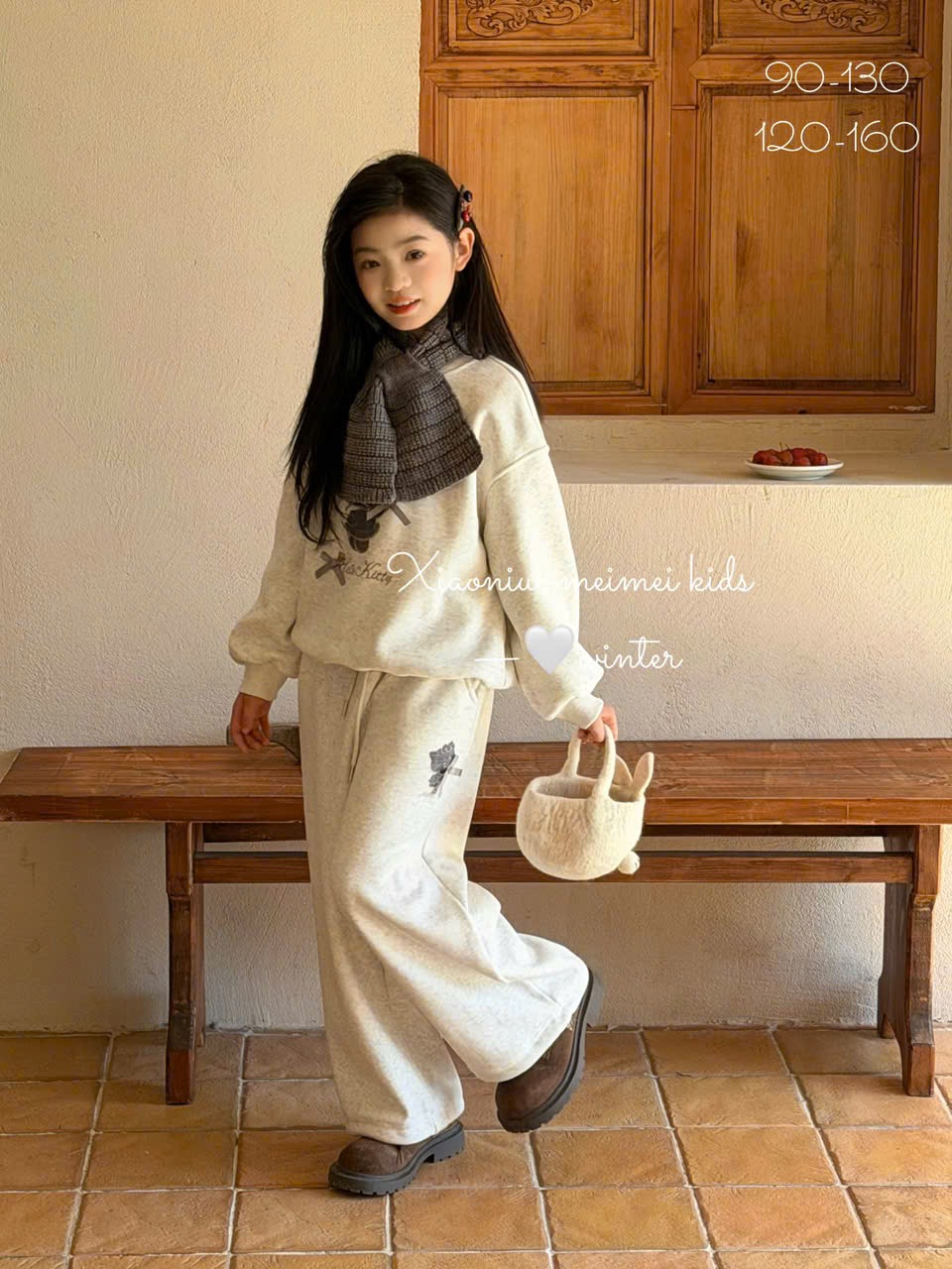 25597 - Bộ nỉ lót nỉ đại hàn QCCC kitty kèm khăn 2 màu ghi/tím bé gái size 120-160