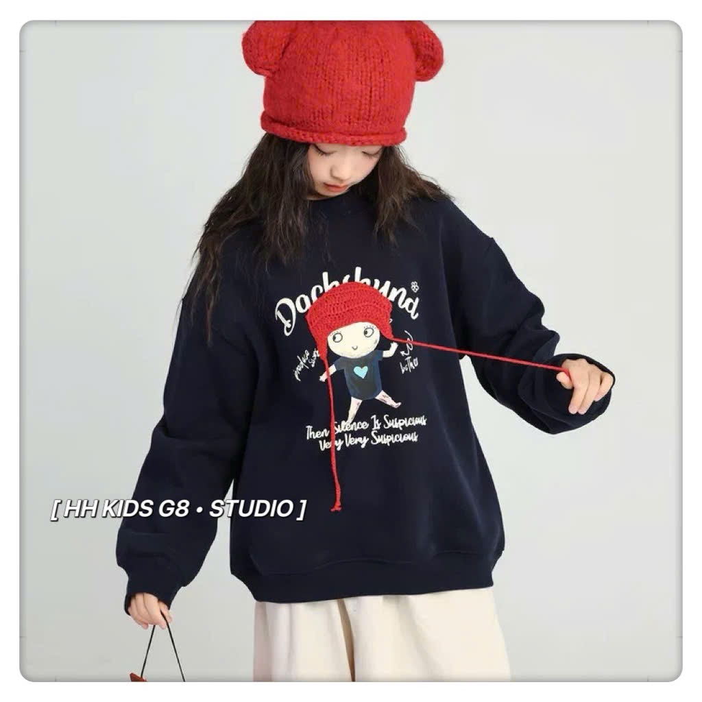 25207 - Áo nỉ cô gái đội mũ len 2 màu cho bé size 120-160