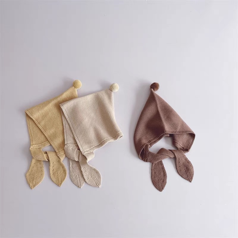 Mũ len chóp trơn màu đính quả buộc dây bản to 3 màu BTBG ( Free size 3 - 6y )