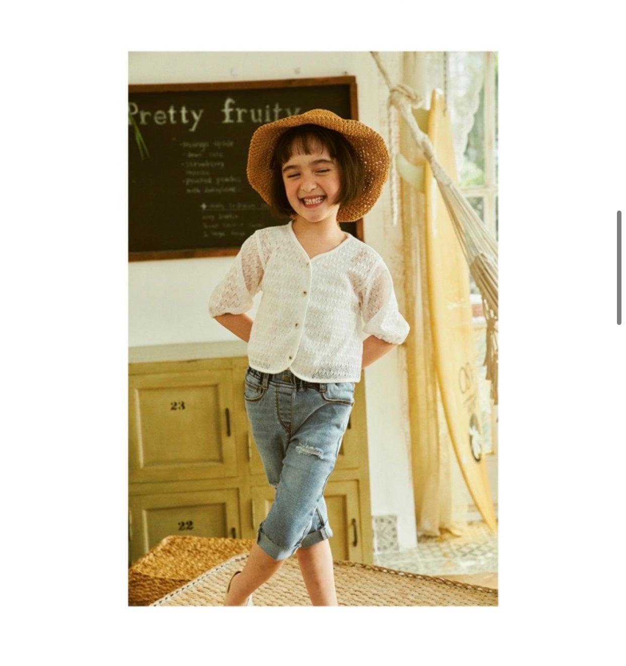 Cardigan ren đục lỗ Toto Heros màu trắng tay lỡ BG 110-150