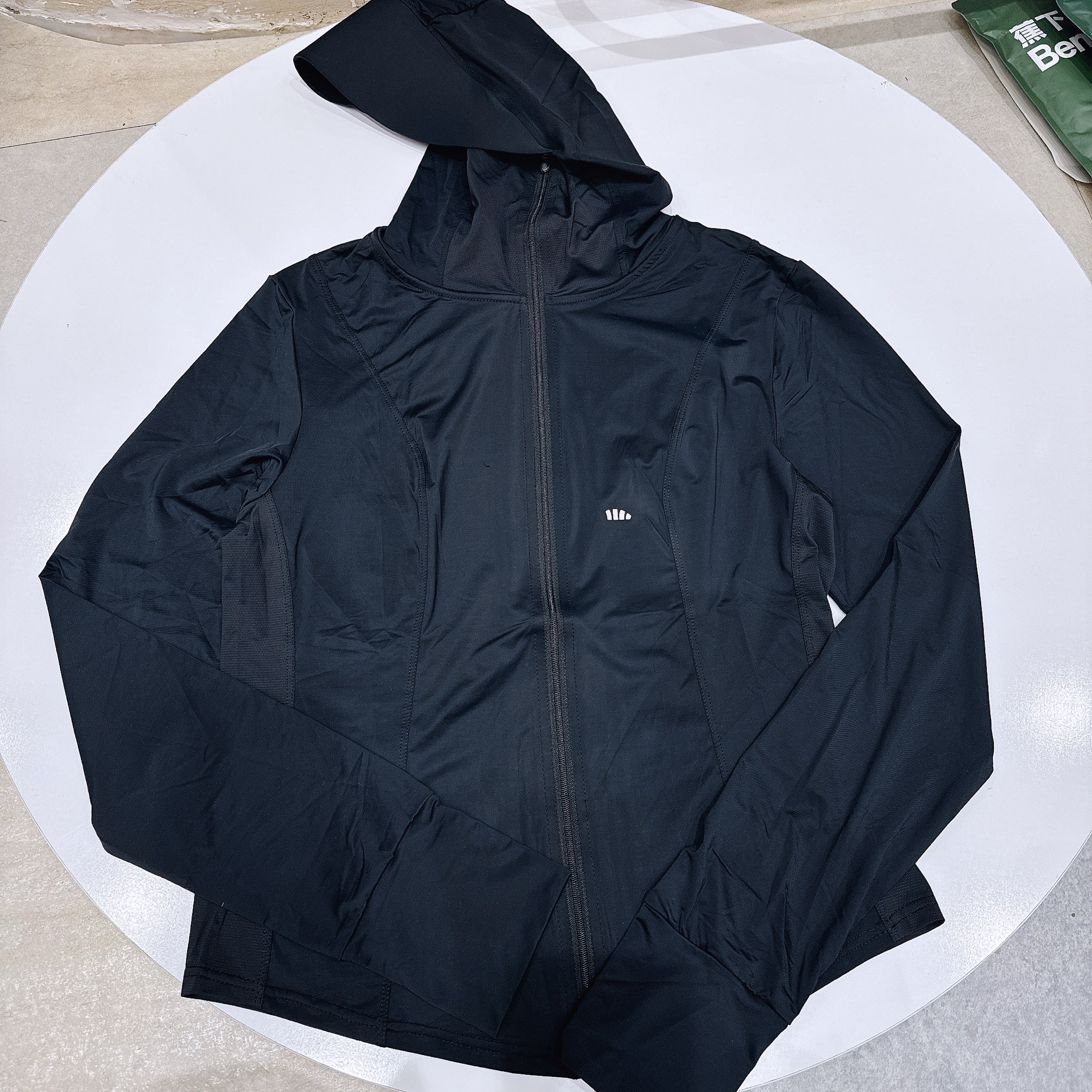 Áo chống nắng Beneunder +50UPF vải làm mát dáng ôm 5 màu cho Mẹ size 40-55kg