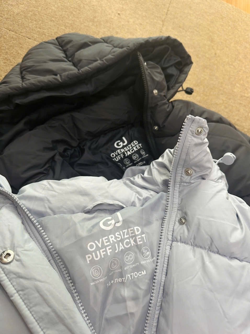 Áo khoác phao GGJJ 2 màu xanh pastel / xanh đen cho bé size 6-14y