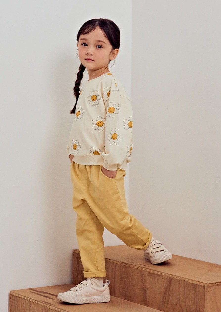 Quần kaki mềm cạp chun Toto Heros màu vàng trơn size 100 - 150