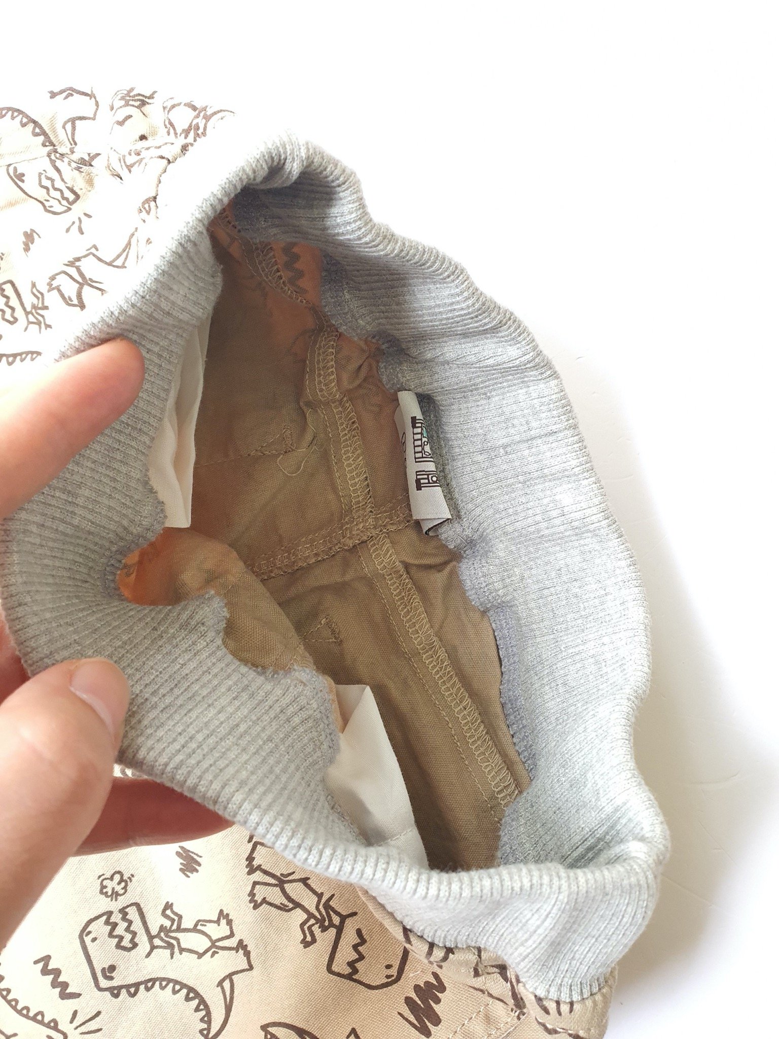 Quần ngố kaki Little Bobdog xuất Hàn màu nâu khủng long BT size 100-140