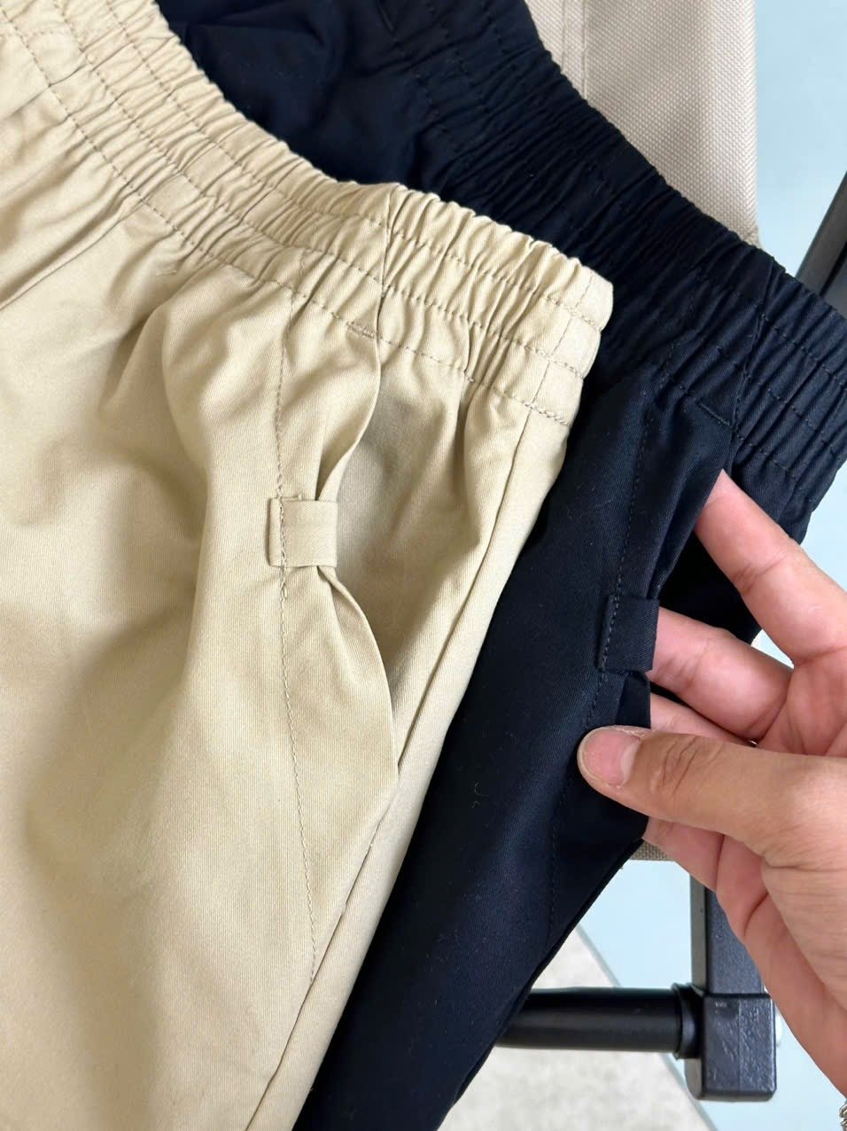 Quần short kaki GGJJ dư xịn túi nơ 2 màu kaki/đen bé gái size 2-8y