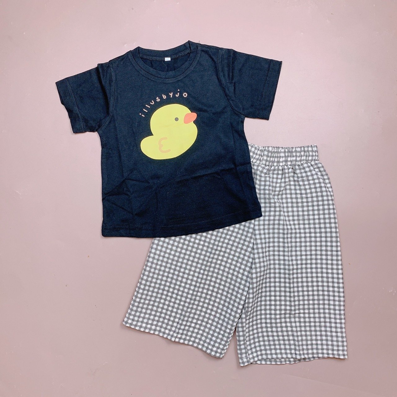 Bộ Hiy - Quin áo cotton hình vịt / gấu + quần kẻ caro nhiều màu size 2-6y