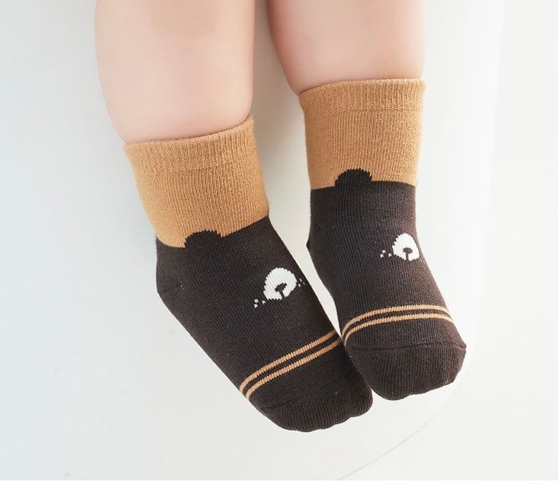 Tất chống trượt cao cổ Hug Elephant 5 màu size 1 - 5y