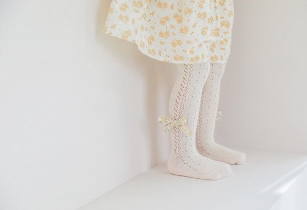 Quần tất Nemo Baby đục lỗ nơ hoa 5 màu