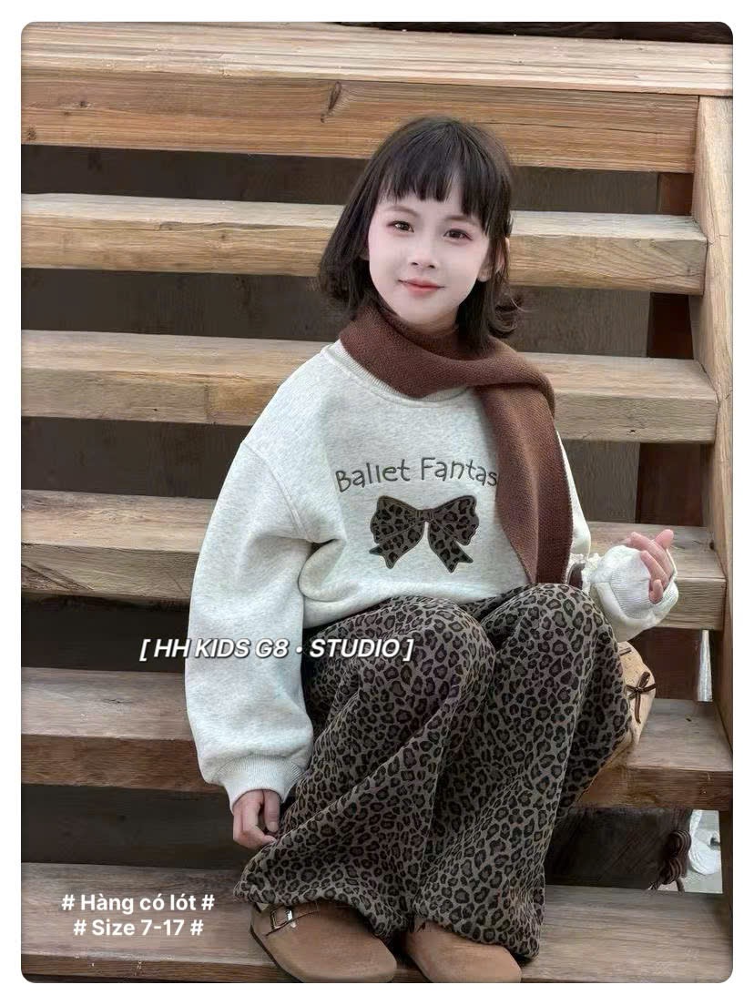 25398 - Set bộ QCCC lót nỉ đại hàn màu ghi phối da báo bé gái size 120-160