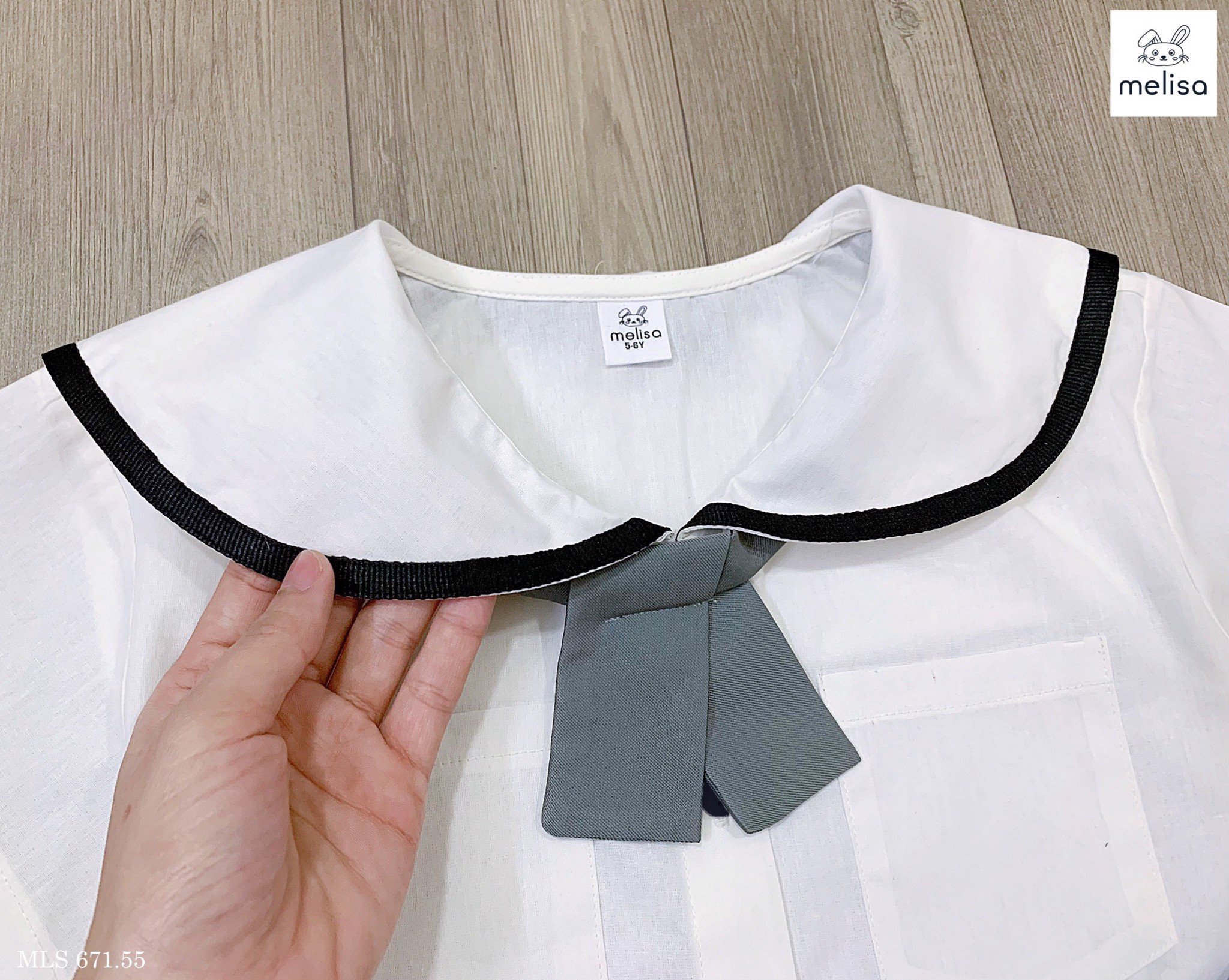 Set thô Melisa áo trắng kèm cavat - chân váy liền quần màu navy size 2 - 11y